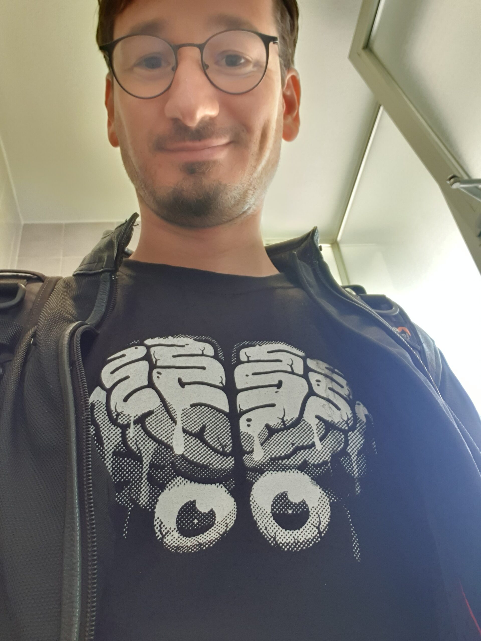 T-Shirt "Brain Drain" – Bild 2